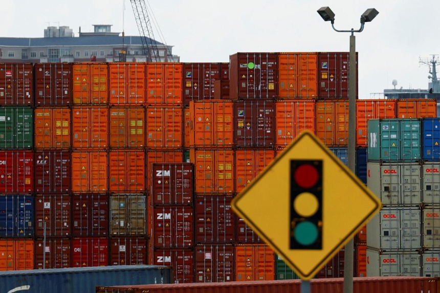 Biden sees progress in US port labor strike, report says offer of 62 pay hike coming The