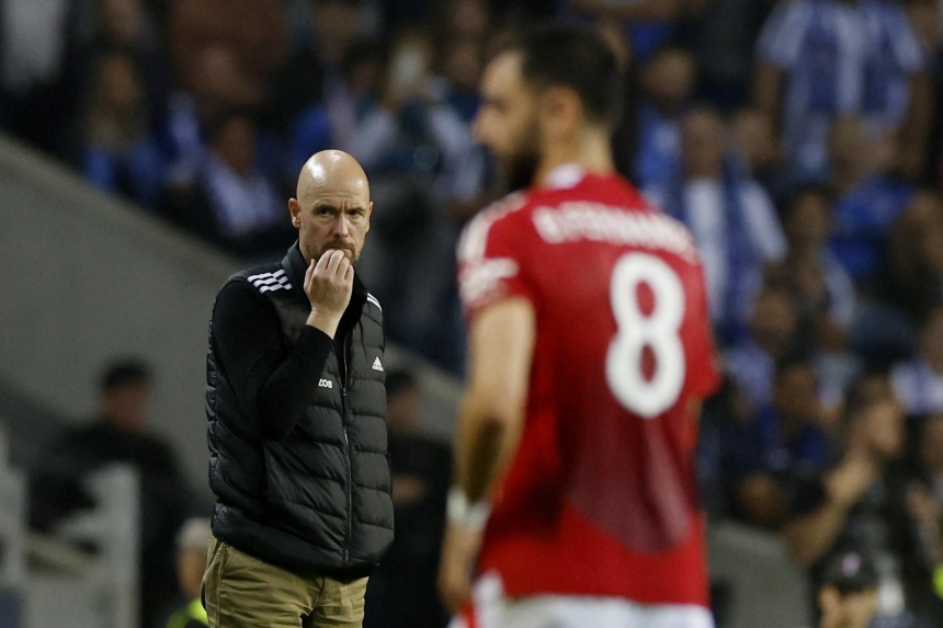 Aston Villa boss Unai Emery respects troubled Erik ten Hag