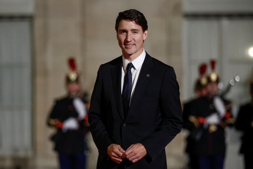 Liberal discontents look to topple Trudeau, ‘at least’ 20 MPs signing