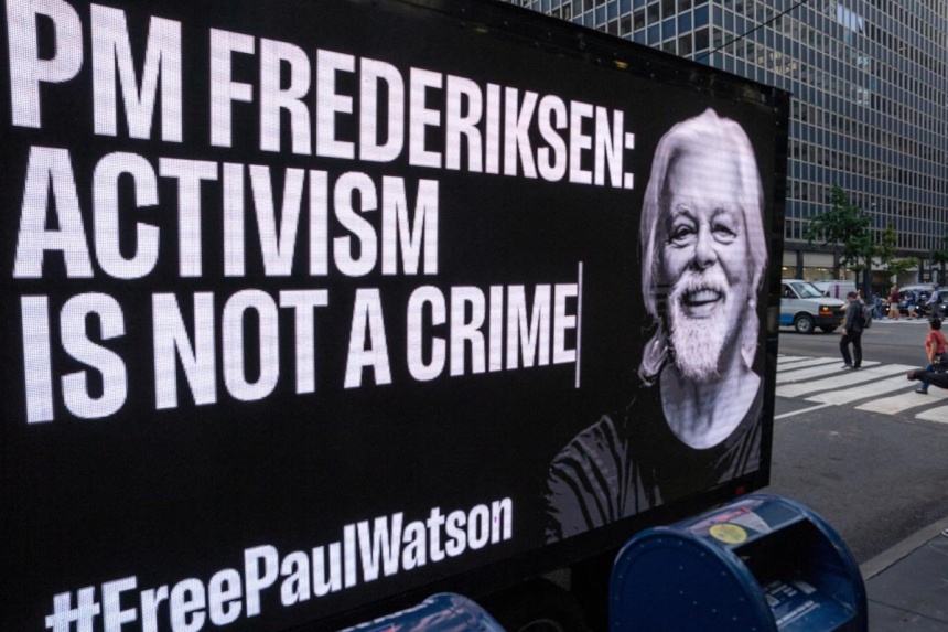 Antiwhaling activist Watson to remain detained in Greenland The