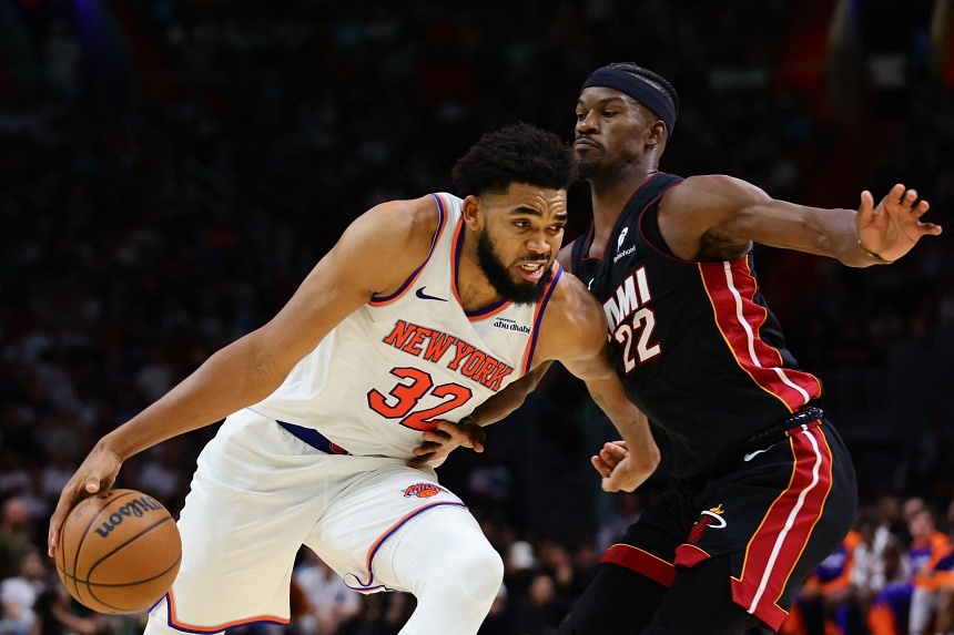 Karl-Anthony Towns powers Knicks’ win over Heat with 44 points