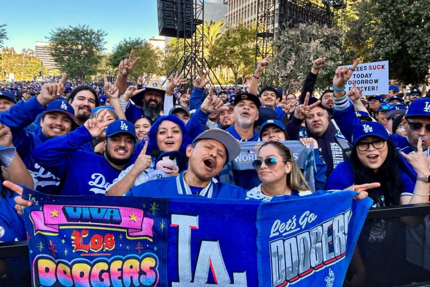 Dodgers fans celebrate long-awaited World Series parade