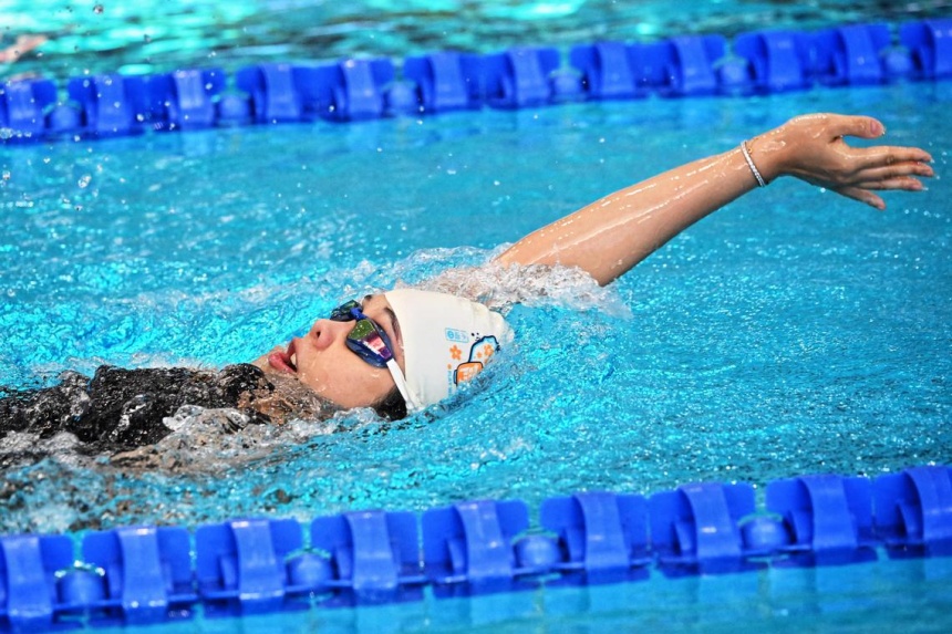 Rgp Pool For masters swimmer and cancer survivor Annie Yam, being in the pool is ...