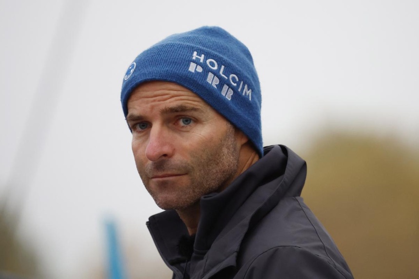 France's Lunven sets solo distance record in Vendee Globe The Straits