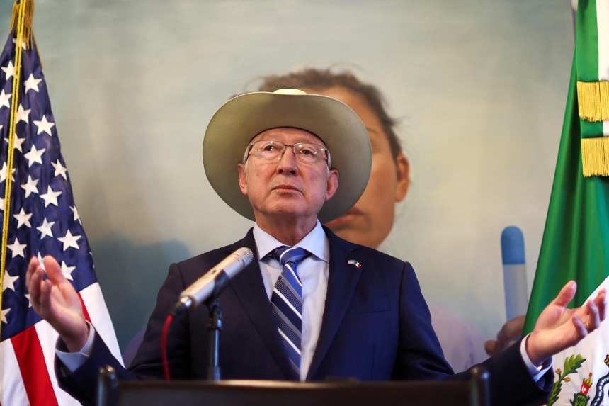 US envoy says Mexico not safe, blames ex-president for failed security