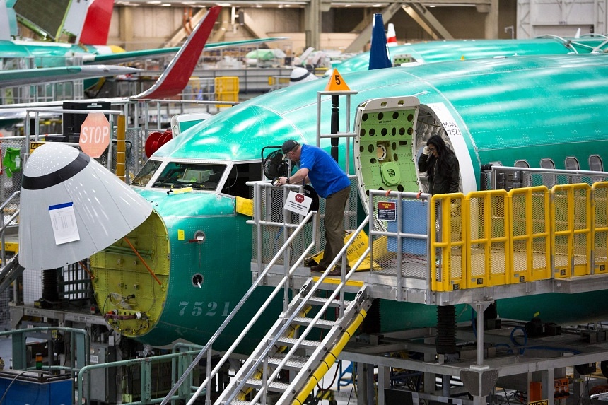 Boeing starts issuing layoff notices as part of plan to cut 17,000