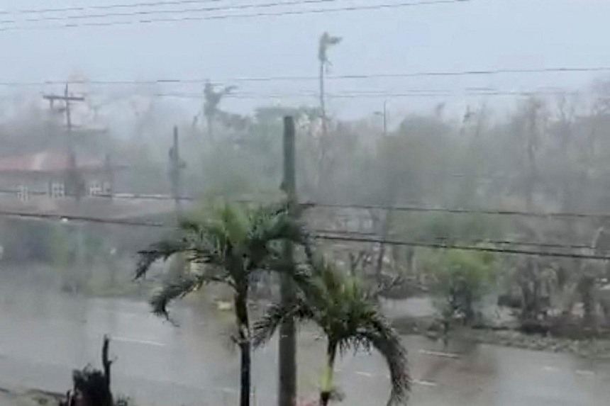 Philippines braces for typhoon Man-yi as Usagi weakens