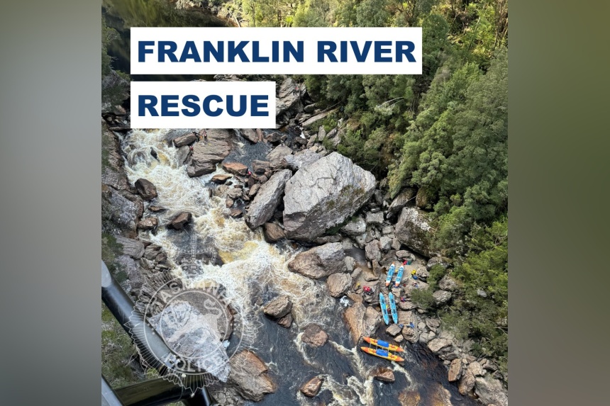 Kayaker trapped on Australian river has leg amputated in 20-hour rescue