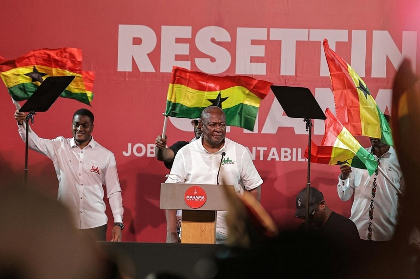 Ghana's presidential frontrunners in lastminute rally for votes The