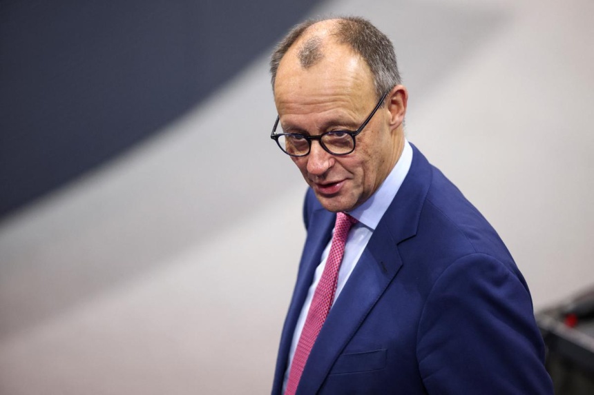 We'll stop making Ukraine fight one-handed, German opposition leader tells ...