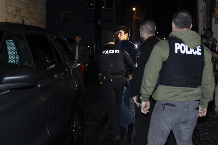 Images of unmasked suspect in UnitedHealth executive shooting key to arrest