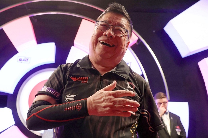 featured image thumbnail for post Old is gold for Singapores 70-year-old darts legend Paul Lim