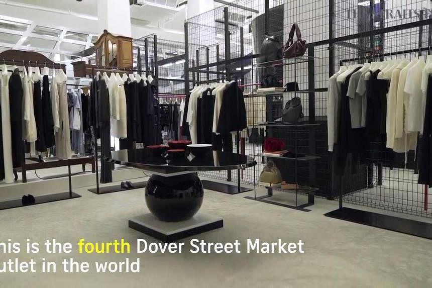 sacai dover street market - Google Search  Shop interiors, Dover street  market, Retail design