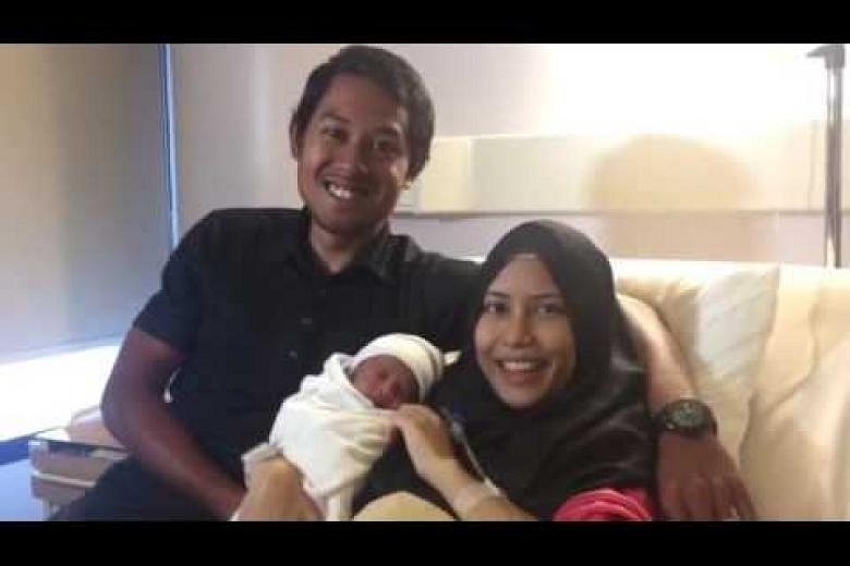 Dramatic birth for first Singapore baby of 2017 | The Straits Times