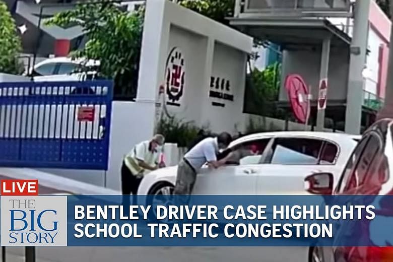 Kisah Besar: Kasus pengemudi Bentley menyoroti masalah kemacetan lalu lintas sekolah di S’pore