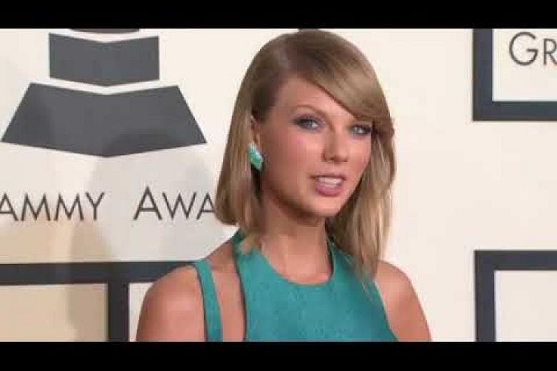 Taylor Swift Goes Blank On Social Media, Sending Fans Into Frenzy | The ...