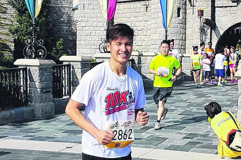 Fresh from hanging up his badminton racket, newly retired Derek Wong laced up his shoes yesterday to take part in the Hong Kong Disneyland 10K Weekend. The 27-year-old, who is in Hong Kong with friends, said he signed up for the run as a refreshing c