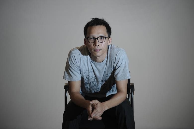 Alan Oei was previously an Associate Artist with The Substation.