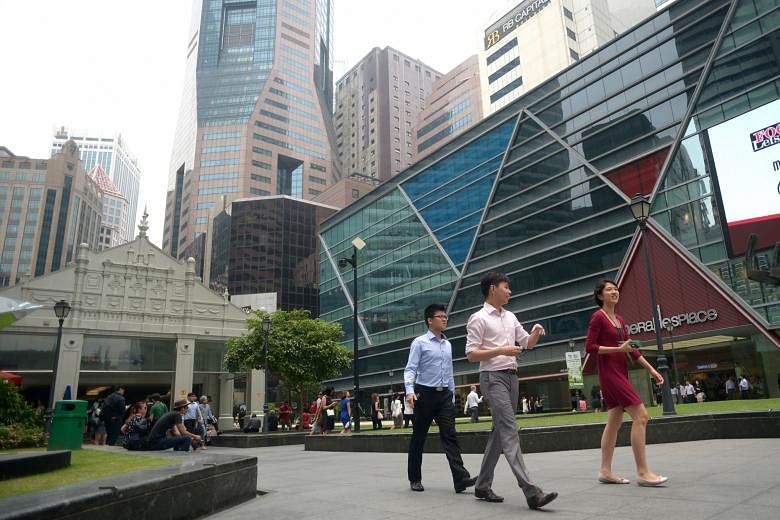 Average monthly gross rents in Raffles Place (above) fell but office occupancy there inched up. However, in the Marina Bay area, average monthly gross rents and office occupancy were lower.