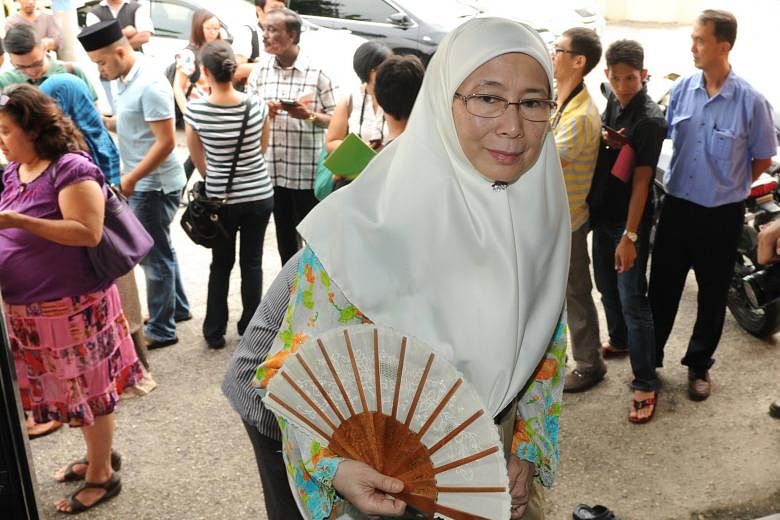 Dr Wan Azizah Wan Ismail said that as Opposition Leader, she will send a new motion which will represent the Pakatan Harapan pact.