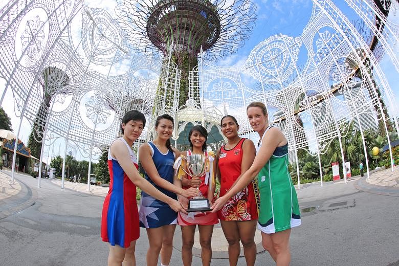 Taking in the sights at Gardens by the Bay are (from left): Cheng Hui-ping (Chinese Taipei captain), Yu Mei Ling (invitational team captain), Nurul Baizura (Singapore co-vice captain), Lua Rikis (Papua New Guinea captain) and Gemma Gibney (Northern I