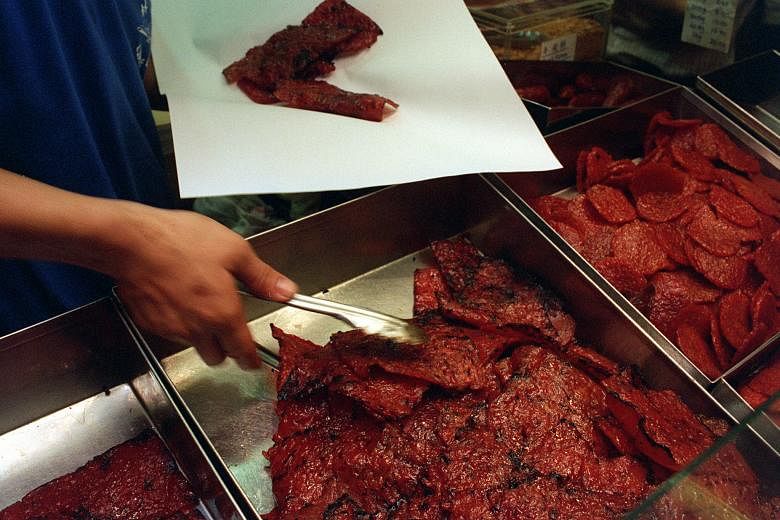 Processed red meat, like bak kwa, is now considered carcinogenic. While bak kwa lovers do not have to abstain from the popular Chinese New Year snack completely, it is advisable that they do not overindulge as the risk of cancer rises with increasing