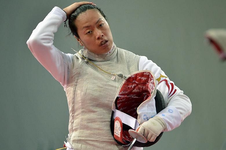 Wang Wenying has failed to qualify for this August's Rio Olympics, after she crashed out of the women's foil round of 16 at the Asia and Oceania Qualifiers.