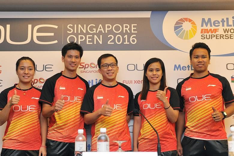 (From left) Liang Xiaoyu, Derek Wong, national chief coach Chua Yong Joo, Vanessa Neo and Danny Bawa Chrisnanta during a pre-tournament press conference at Mandarin Orchard ahead of the OUE Singapore Open.