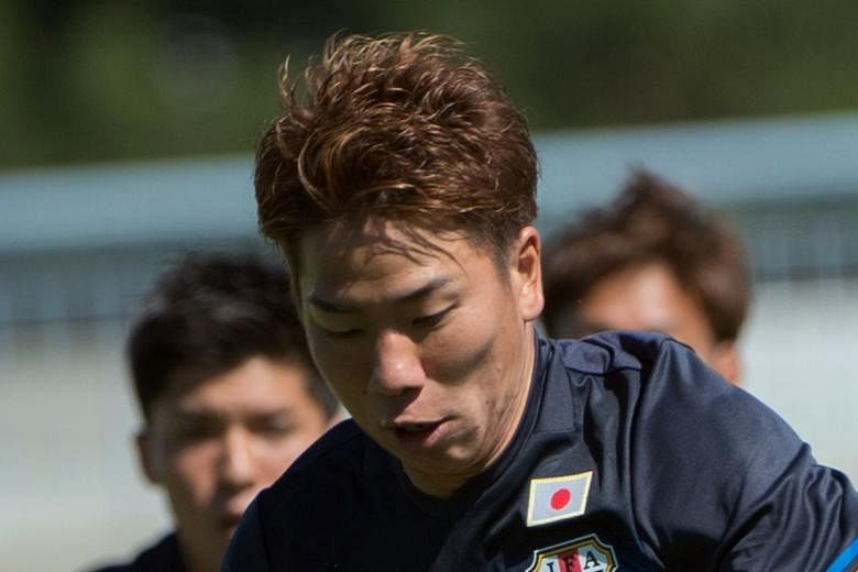 Takuma Asano becomes the third Japanese player to play under Arsene Wenger at Arsenal, following midfielders Junichi Inamoto and Ryo Miyaichi.