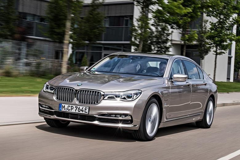 The BMW 740Le xDrive can be driven at a speed of up to 140kmh in electric mode alone.