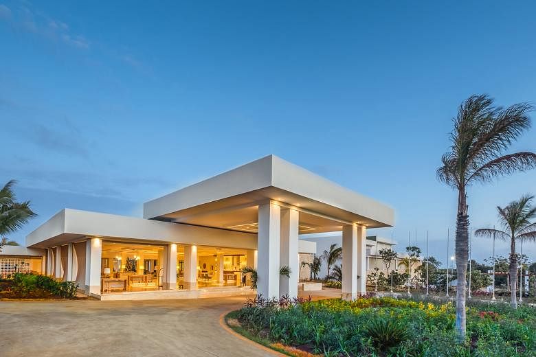 Banyan Tree Hotels and Resorts' 516-room Dhawa Cayo Santa Maria resort opened on Christmas Eve.