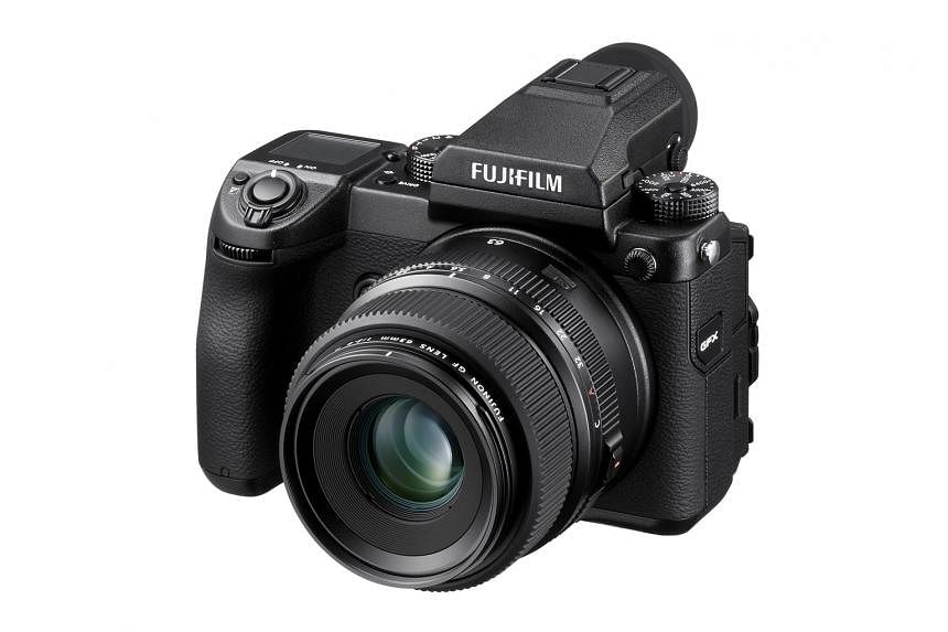 At a press conference held in Kyoto's Nijo Castle last week, Fujifilm chairman and chief executive officer Shigetaka Komori announced that the company's new GFX 50S medium-format mirrorless camera (below) will be available worldwide by the end of nex