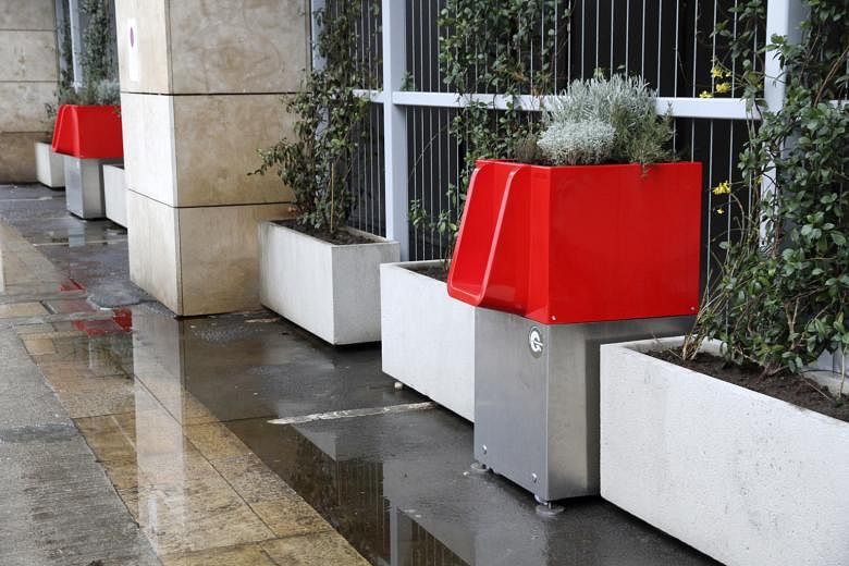 The Uritrottoir, a public urinal, also produces compost that can be used as fertiliser to grow plants.