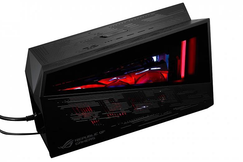 The Asus ROG XG Station 2 has a built-in 600W power supply that is more than sufficient for the latest high-end graphics cards from AMD and Nvidia.