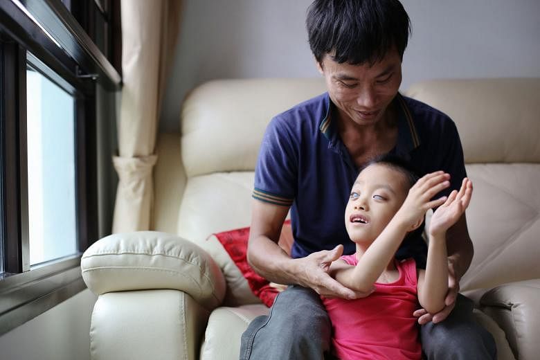 Mr Tran Ngoc Dung has been caring for his son, Tran Ngoc Chien, together with an elderly neighbour since his wife left the family when the boy was 17 months old. Chien suffers from corneal damage and glaucoma.