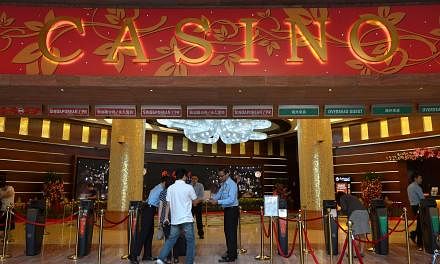 Singapore has "no plans"currently to offer additional casino licences when the moratorium on such licences expires in 2017, Senior Minister of State for Trade and Industry Lee Yi Shyan said on Monday. -- PHOTO: ST FILE