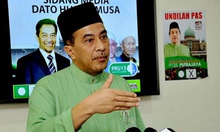 Malaysia's opposition Parti Islam SeMalaysia's (PAS) vice-president Husam Musa will defend his vice-presidency in the upcoming PAS polls next month, ending speculation that he would put up a bid for the president's post. -- PHOTO: THE STAR/ASIA NEWS 
