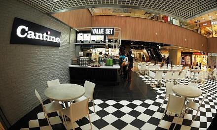 The Cantine foodcourt at Paya Lebar Square. Cantine foodcourts are the best-looking among the halal foodcourts run by Kopitiam. Tom yum ban mian has fried anchovies, minced chicken and egg.