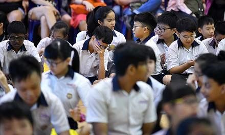 Primary 6 pupils waiting for their PSLE results in November last year. When the writer and her husband had to pick secondary schools for their daughter last year, they prioritised schools without Normal streams. We need to examine our own inherent bi