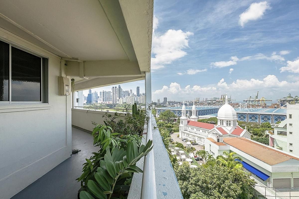 The Corridors Of Diversity project by Mr Siyuan Ma includes those in public housing complexes such as Selegie House as well as buildings in Bukit Purmei (above).