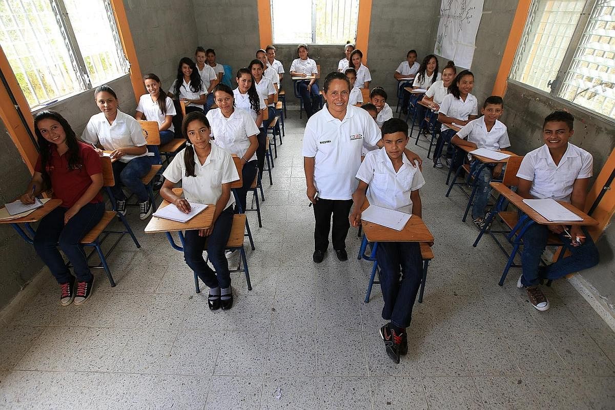 Educate2Envision is an educational programme in Honduras that aims to train entrepreneurial leaders. Since 2010, it has changed the lives of around 100 students from the rural communities of two villages.