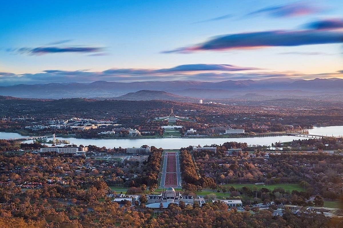 For a good view of Australia's capital Canberra, head up to lookout points on Mount Ainslie or Red Hill.