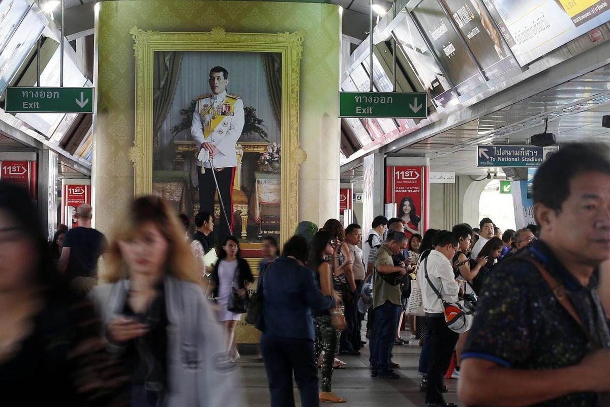 In Pictures: Thailand celebrates the 65th birthday of King Maha
