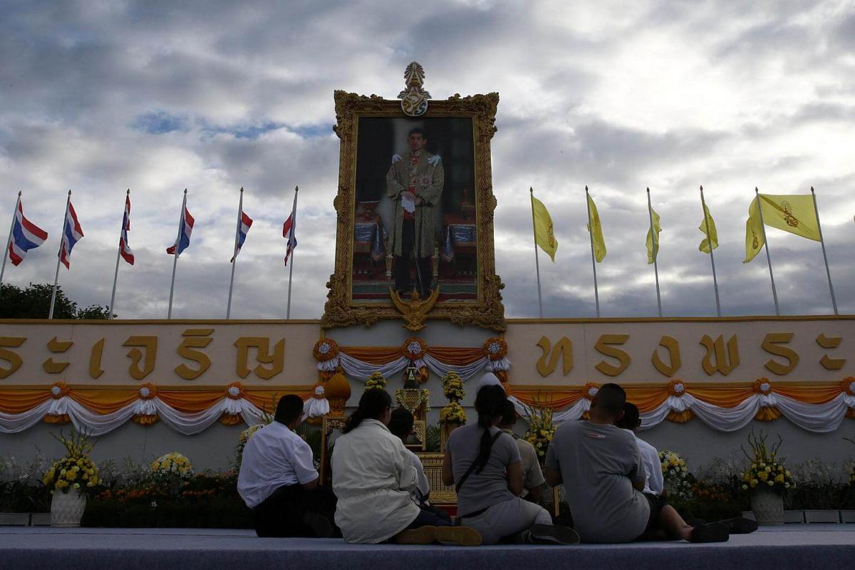 In Pictures: Thailand celebrates the 65th birthday of King Maha
