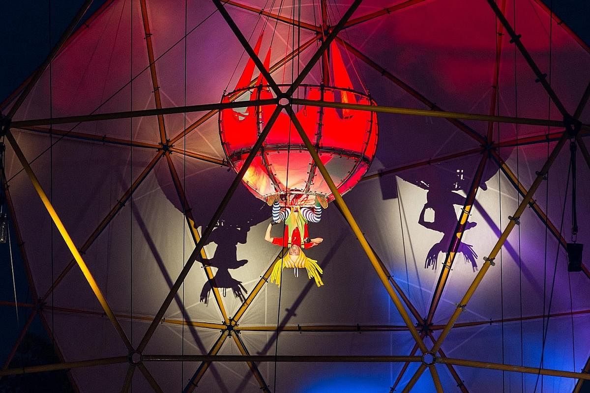 Convolutions by Ez3kiel is a projection mapping performance which will warp and morph the facade of National Museum of Singapore. Nostos: Records Of The Self by Aesop offers a scent experience. Globe by Close-Act Theatre features aerial performers. D