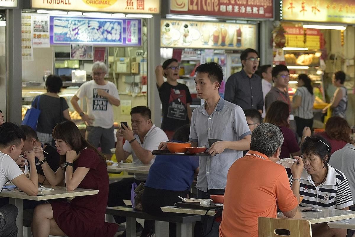 Prime Minister Lee Hsien Loong urged Singaporeans to choose healthier alternatives offered by hawkers during the National Day Rally last week.