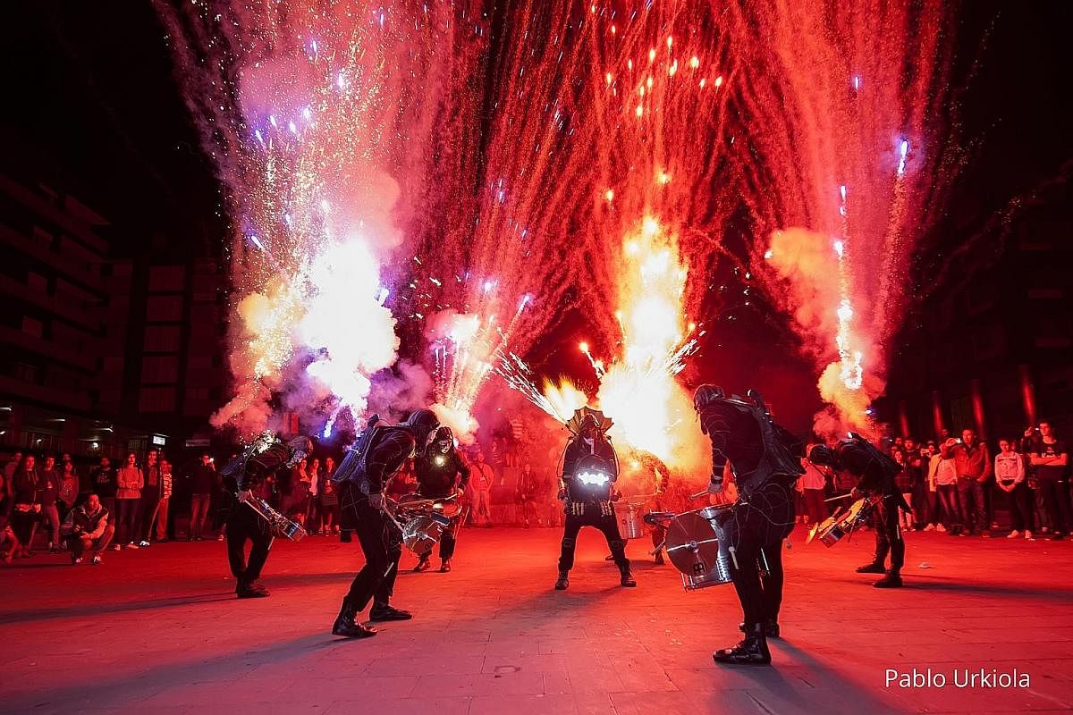 Ember Rain by Starlight Alchemy at Cathay Green creates a downpour of sparkling embers as visitors pedal a bicycle which feeds the charcoal fire. Basque group Deabru Baltzak will take to the streets with rhythmic percussion and pyrotechnics. These pu