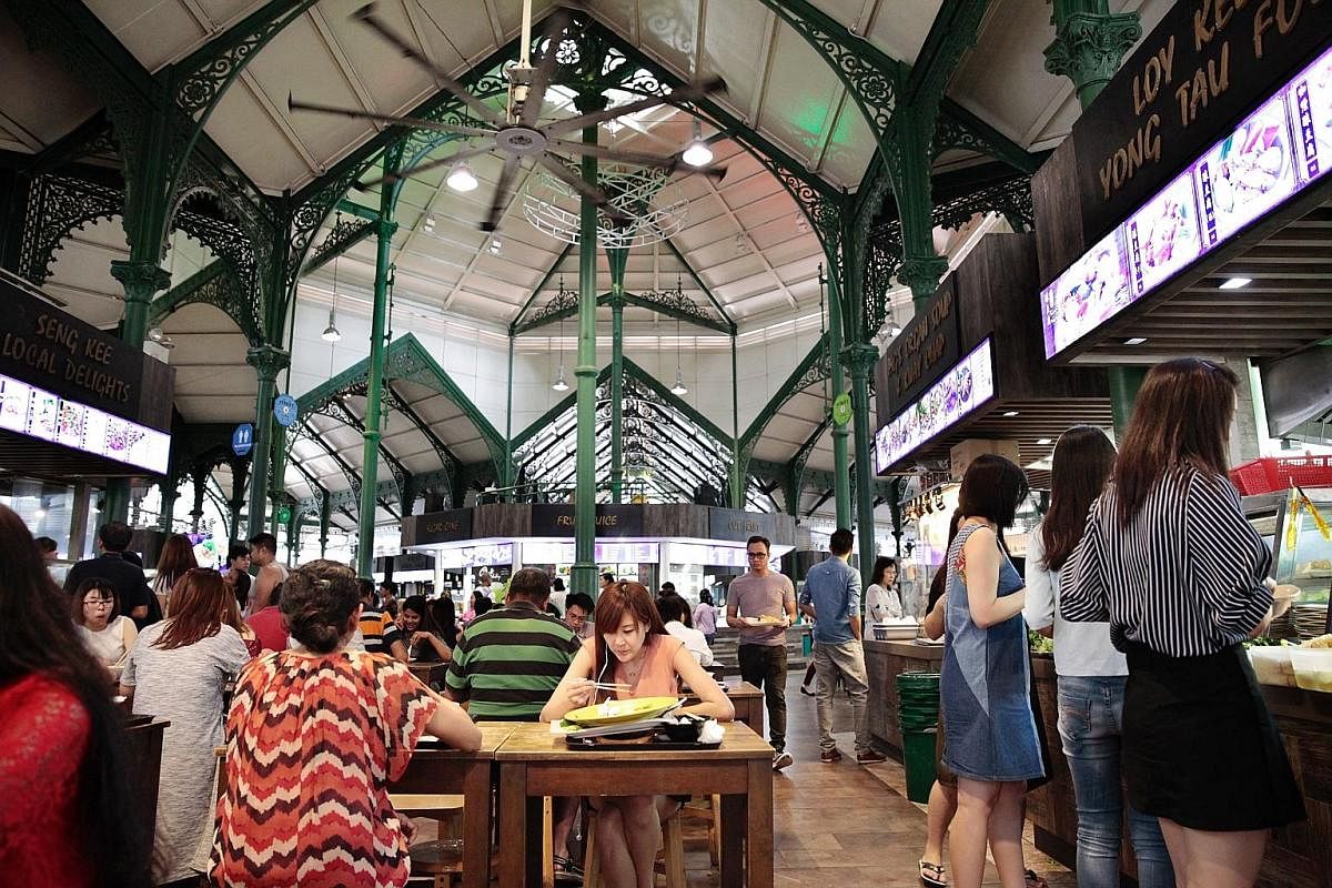 Lau Pa Sat in Raffles Quay is a popular food haunt for those working in the Central Business District.