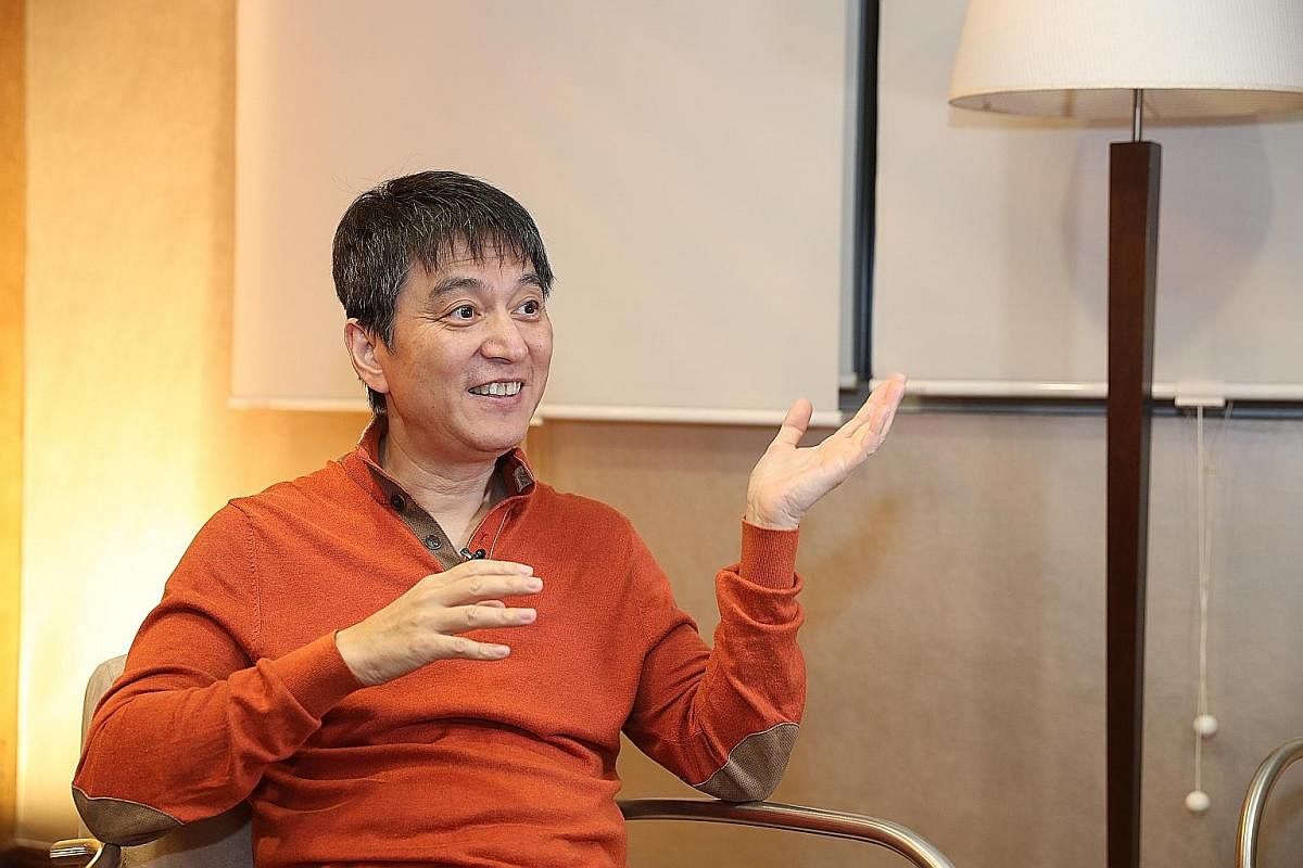 In 1986, Shui received a scholarship to study at Boston University's Tanglewood Institute, where he trained with the late American composer and conductor Leonard Bernstein. Shui Lan, who retired from his position as music director of the Singapore Sy