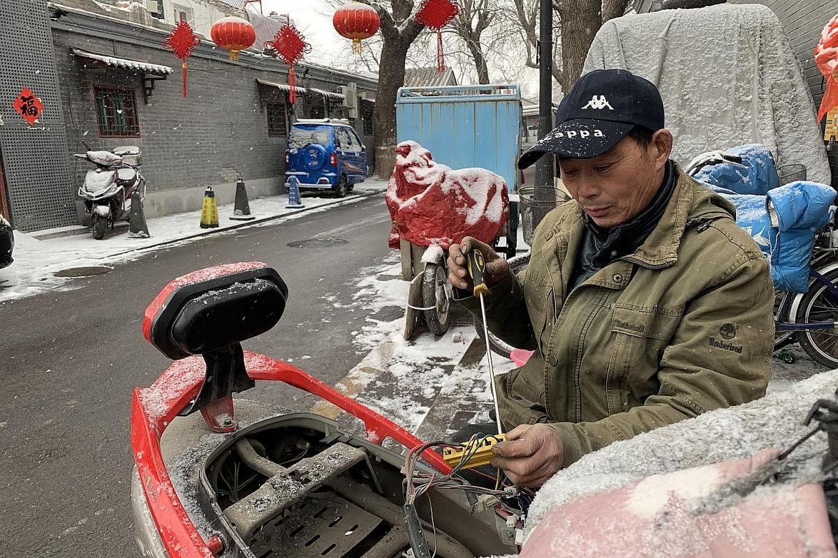 The government has been bricking up Beijing hutongs' illegal storefronts since 2017, affecting local businesses. Some residents have criticised the move, but others say it has restored peace and quiet.